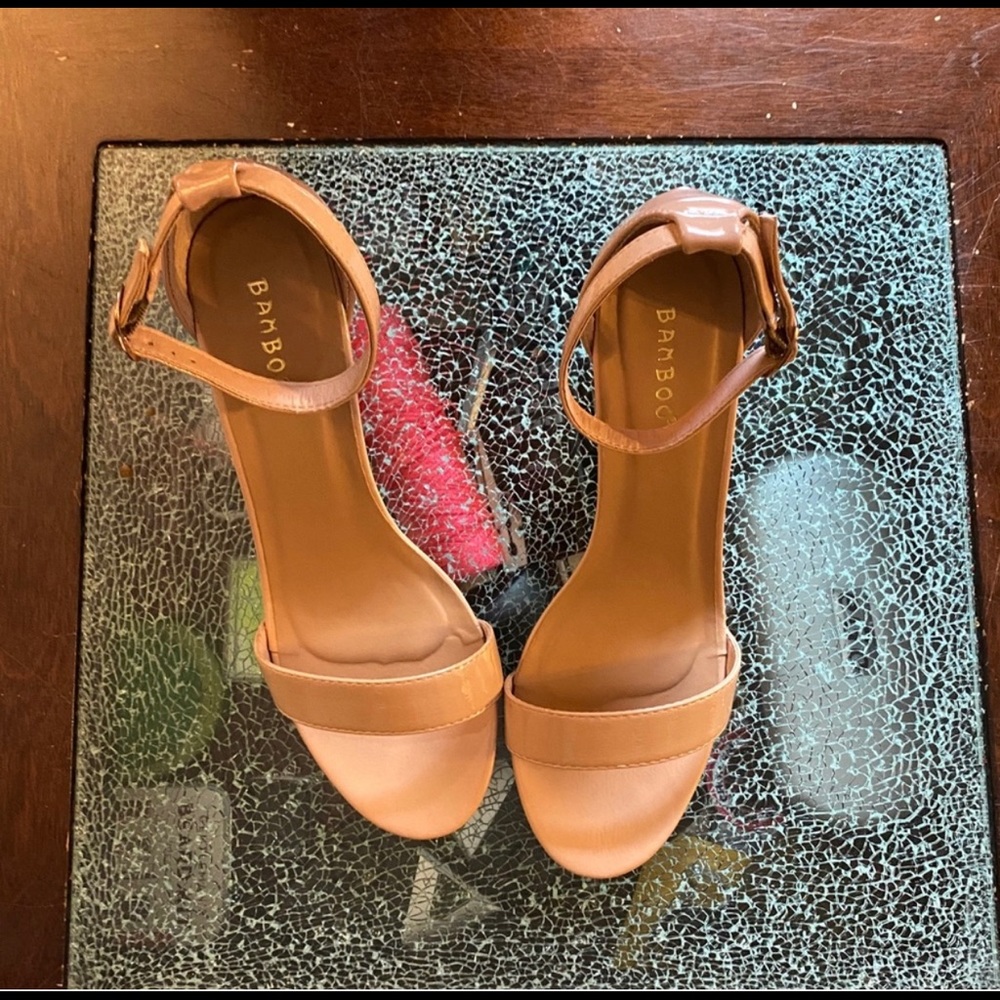 DSW nude heels 👡